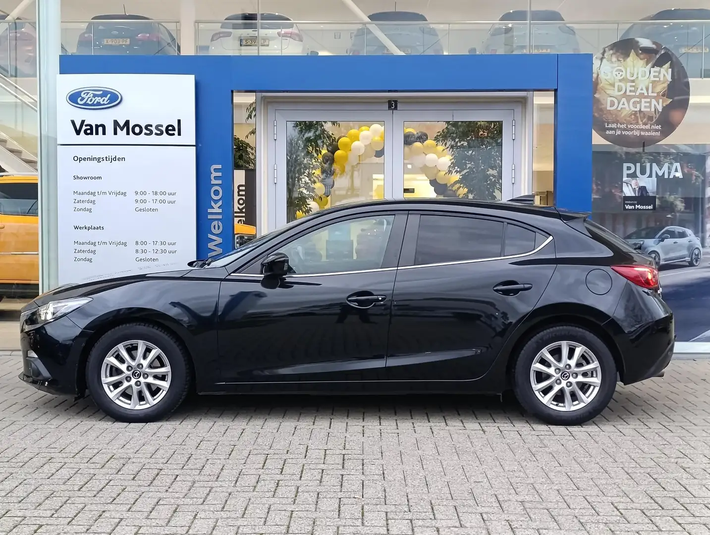 Mazda 3 2.0 TS+ | Cruise Control | Navigatie | Dodehoeksen Zwart - 2