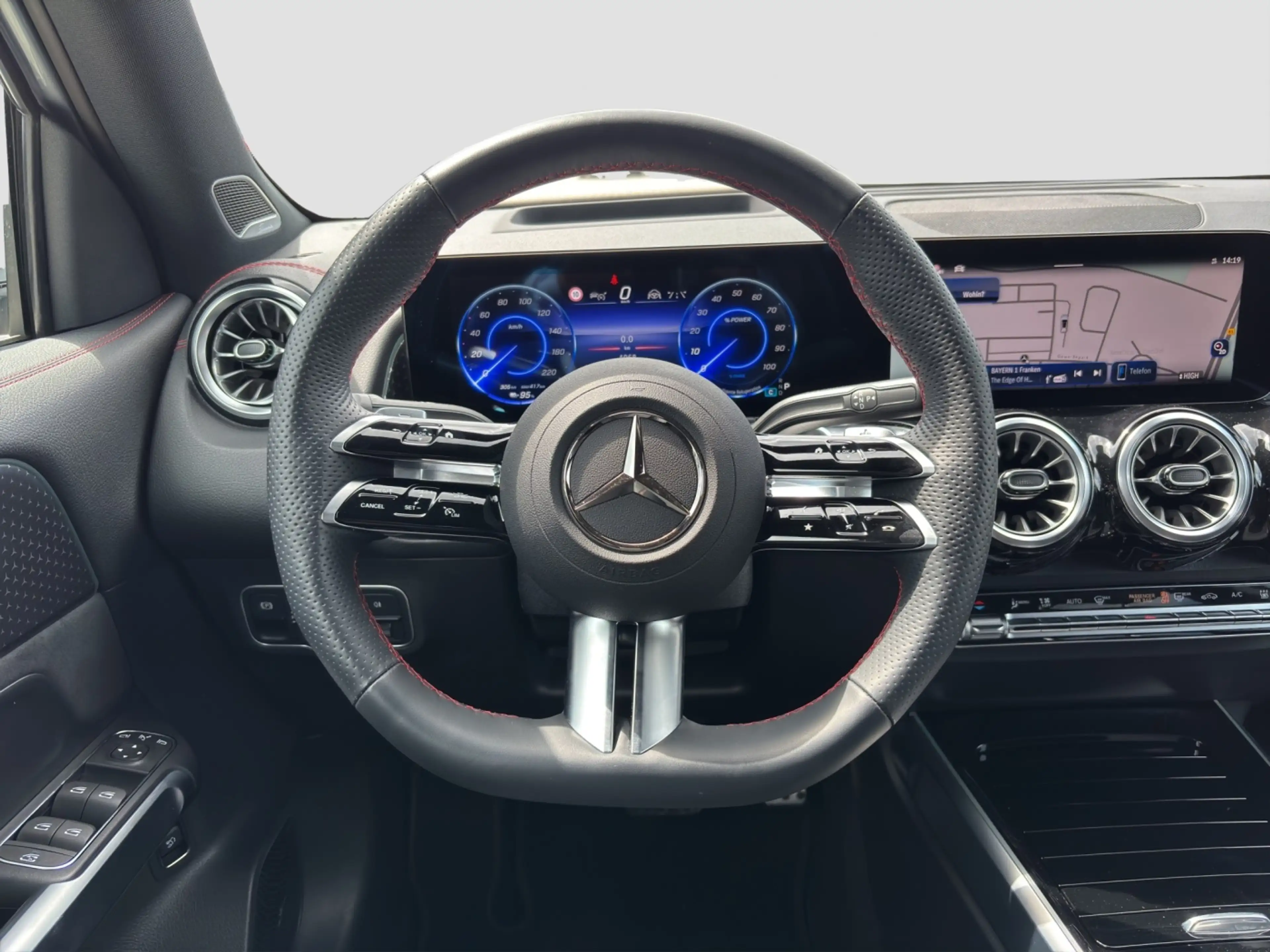 Mercedes-Benz EQB 300 4M AMG*LED*AHK*PDC*360*Burmester*Keyless — photo 10