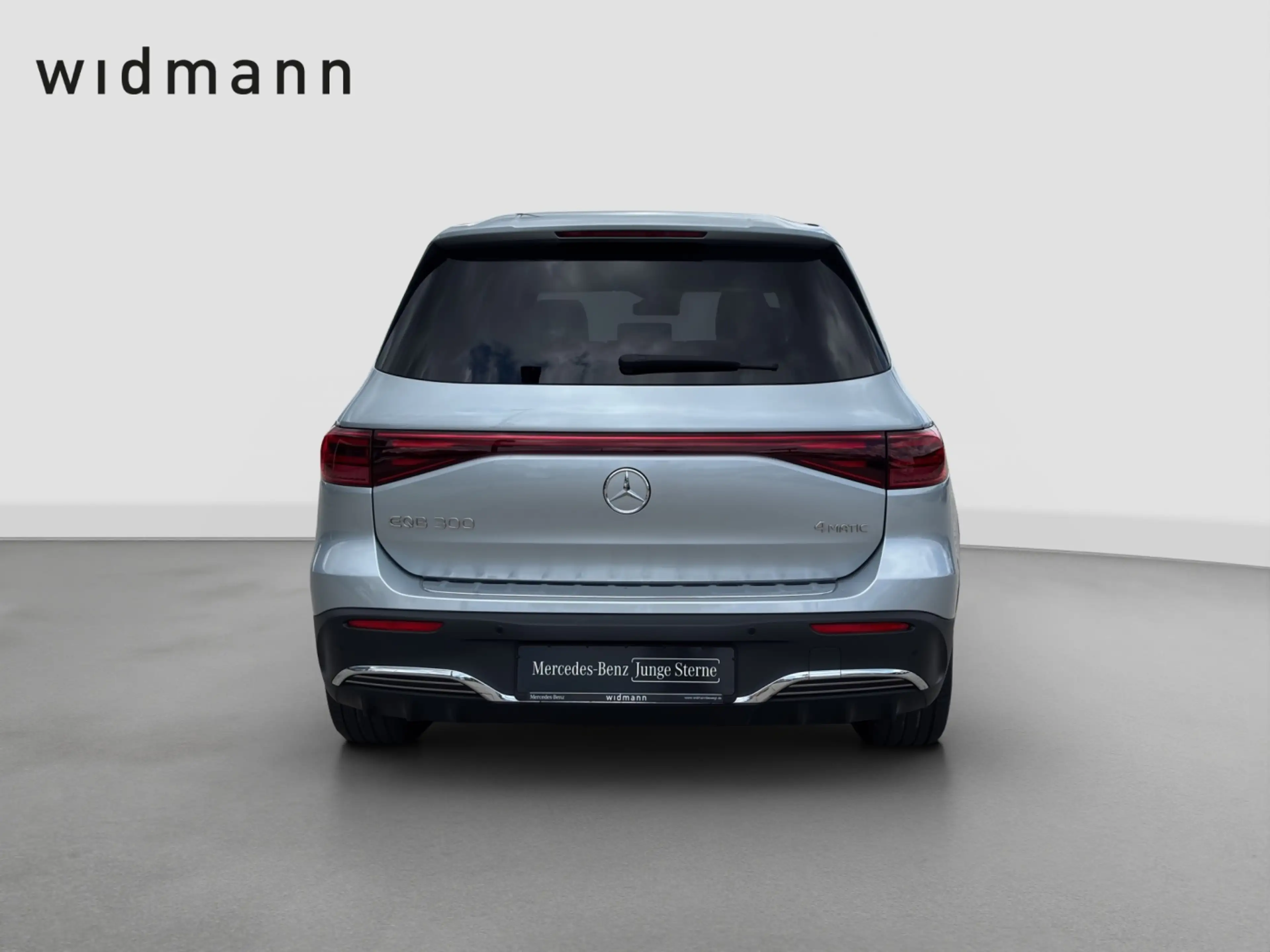 Mercedes-Benz EQB 300 4M AMG*LED*AHK*PDC*360*Burmester*Keyless — photo 4