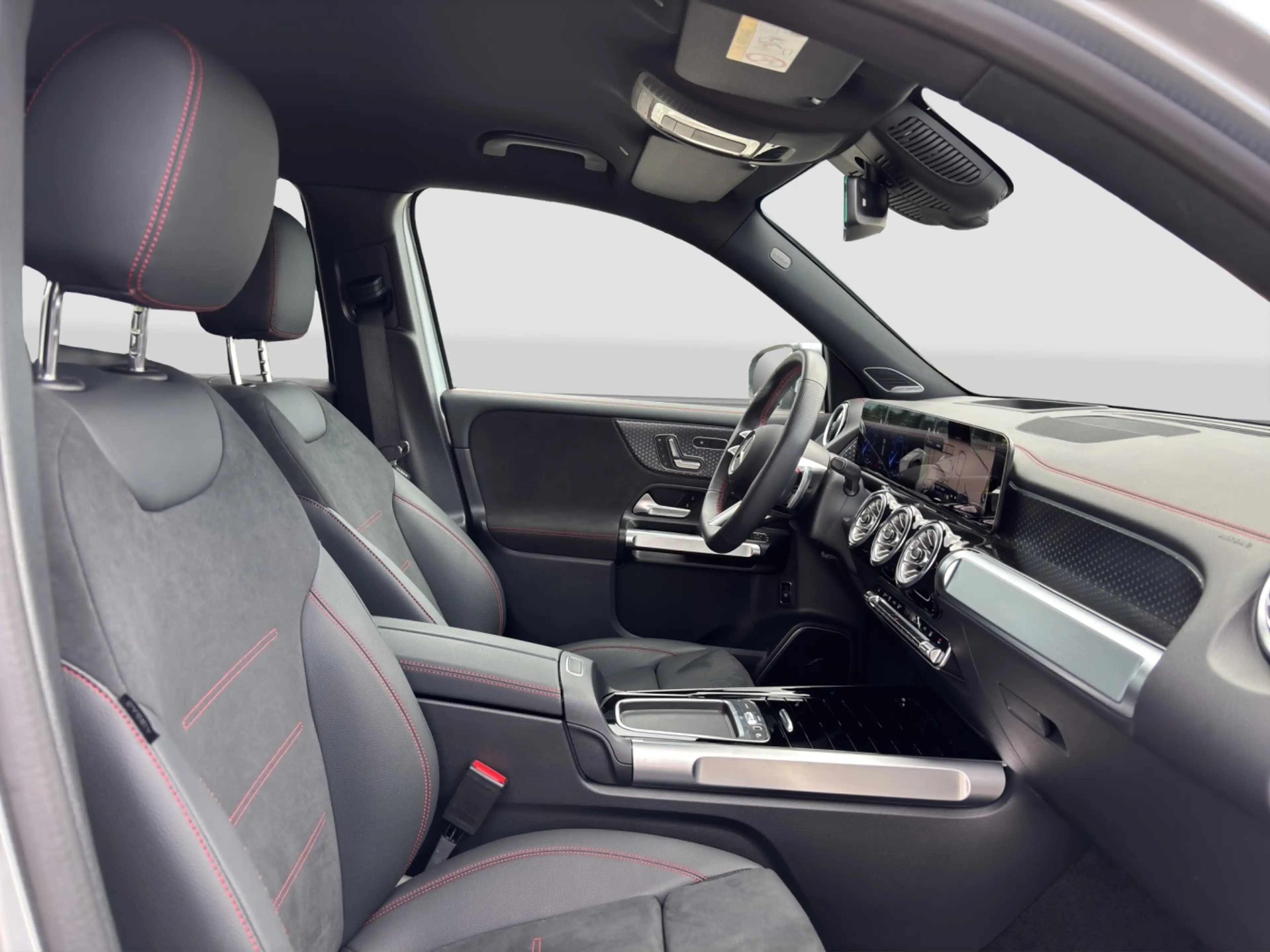 Mercedes-Benz EQB 300 4M AMG*LED*AHK*PDC*360*Burmester*Keyless — photo 15