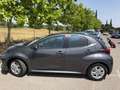 Toyota Yaris 1.5 120H Style Gris - thumbnail 10