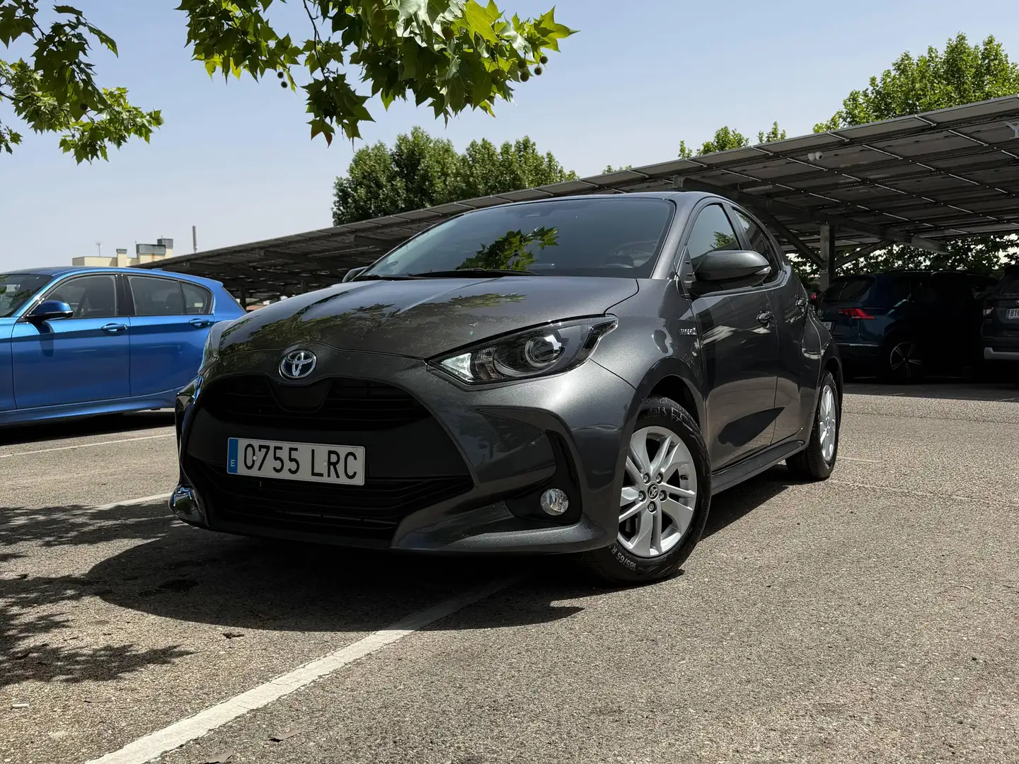 Toyota Yaris 1.5 120H Style Gris - 2