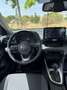 Toyota Yaris 1.5 120H Style Gris - thumbnail 3