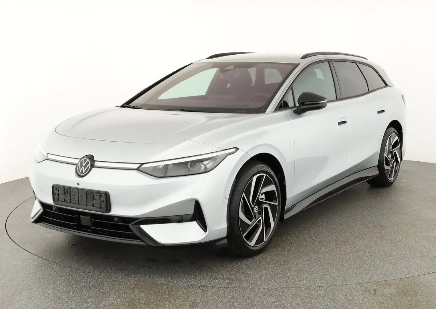 Volkswagen ID.7 Tourer Pro, 20-Zoll, Wärmepumpe, HuD, IQ.Light, Ar Stříbrná - 2