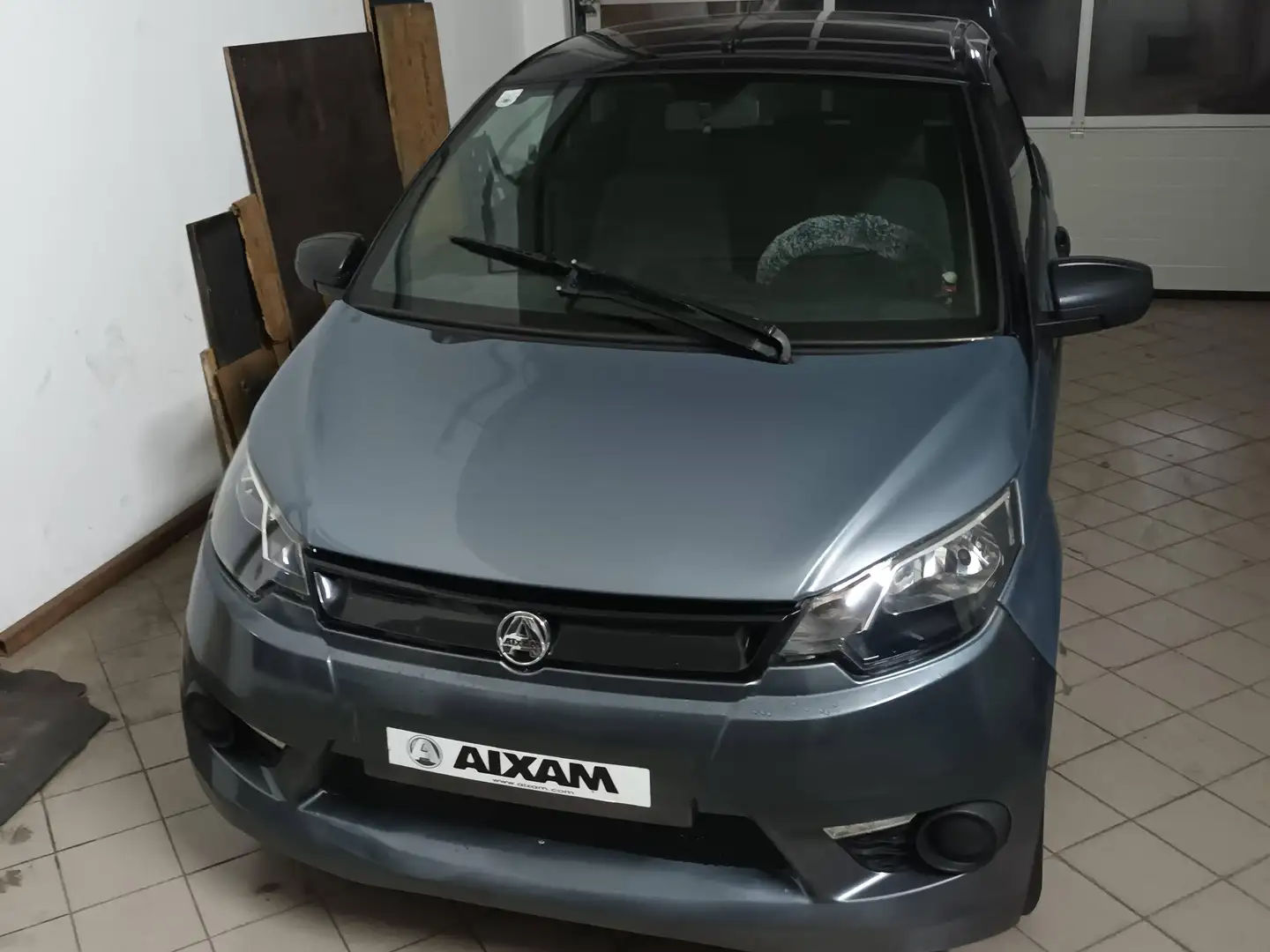 Aixam Coupe Grau - 2