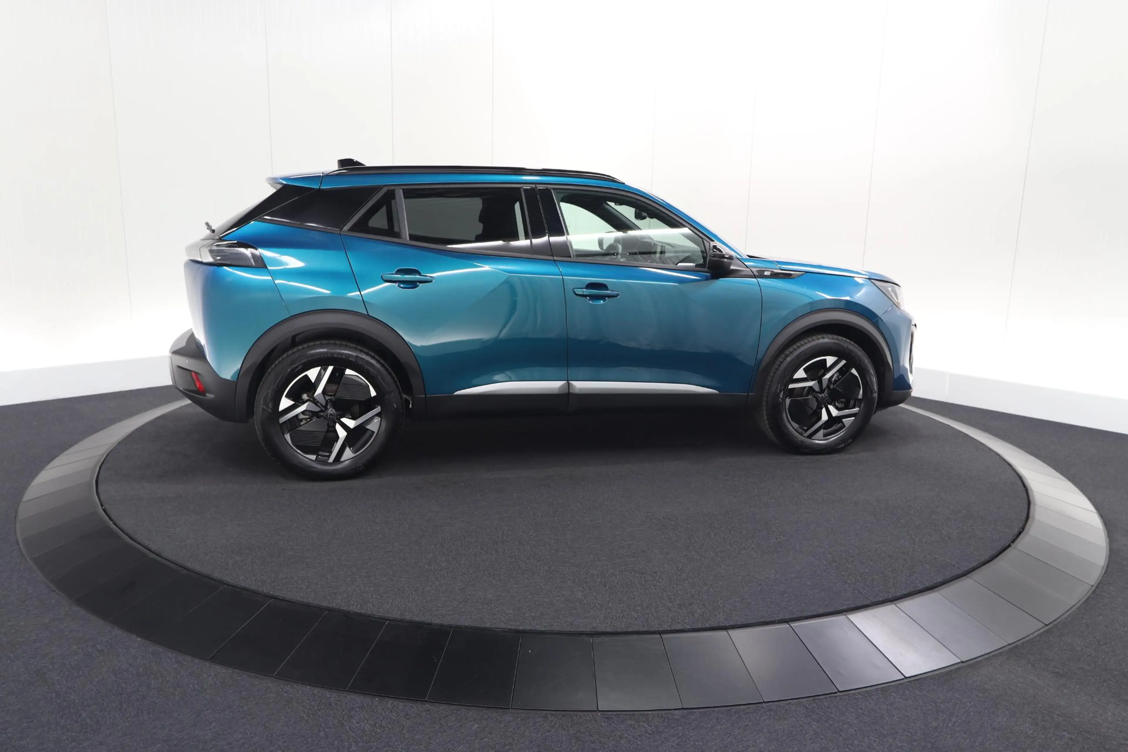 Peugeot e-2008 EV Allure Avantage 54 kWh | SOH 97,8% | 11 KW Lade — photo 7