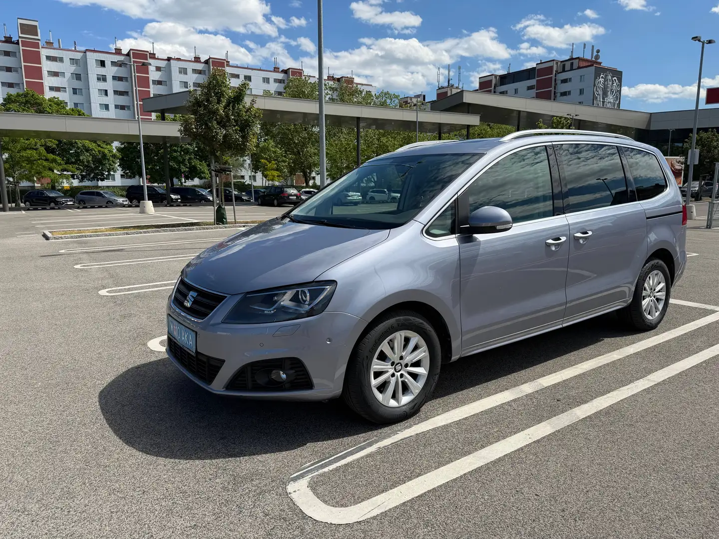 SEAT Alhambra Alhambra Executive 2,0 TDI 127g Executive Silber - 1