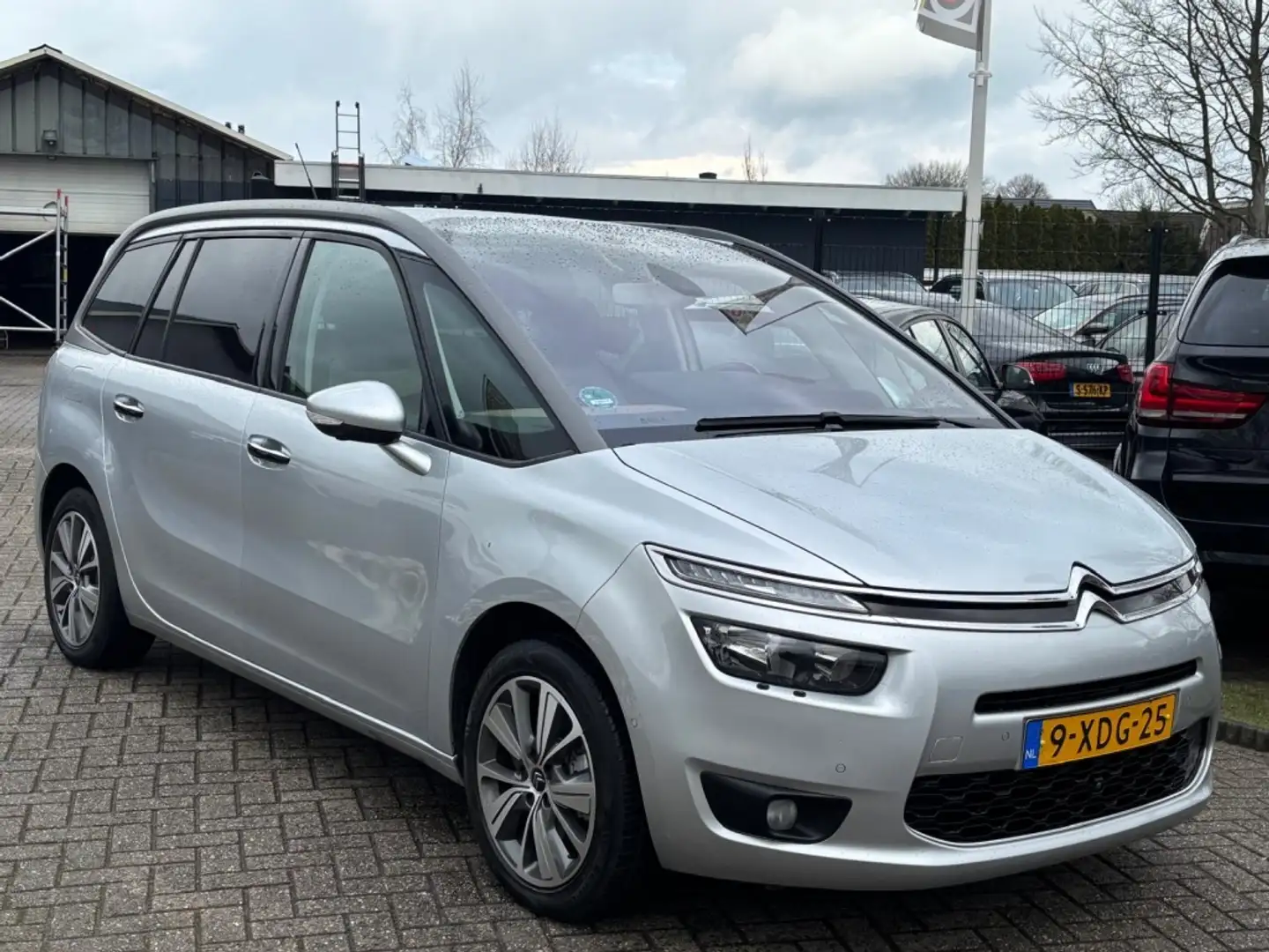 Citroen Grand C4 Picasso 1.6 Intensive 7-Persoons 2014 Trekhaak NL Auto Grijs - 2