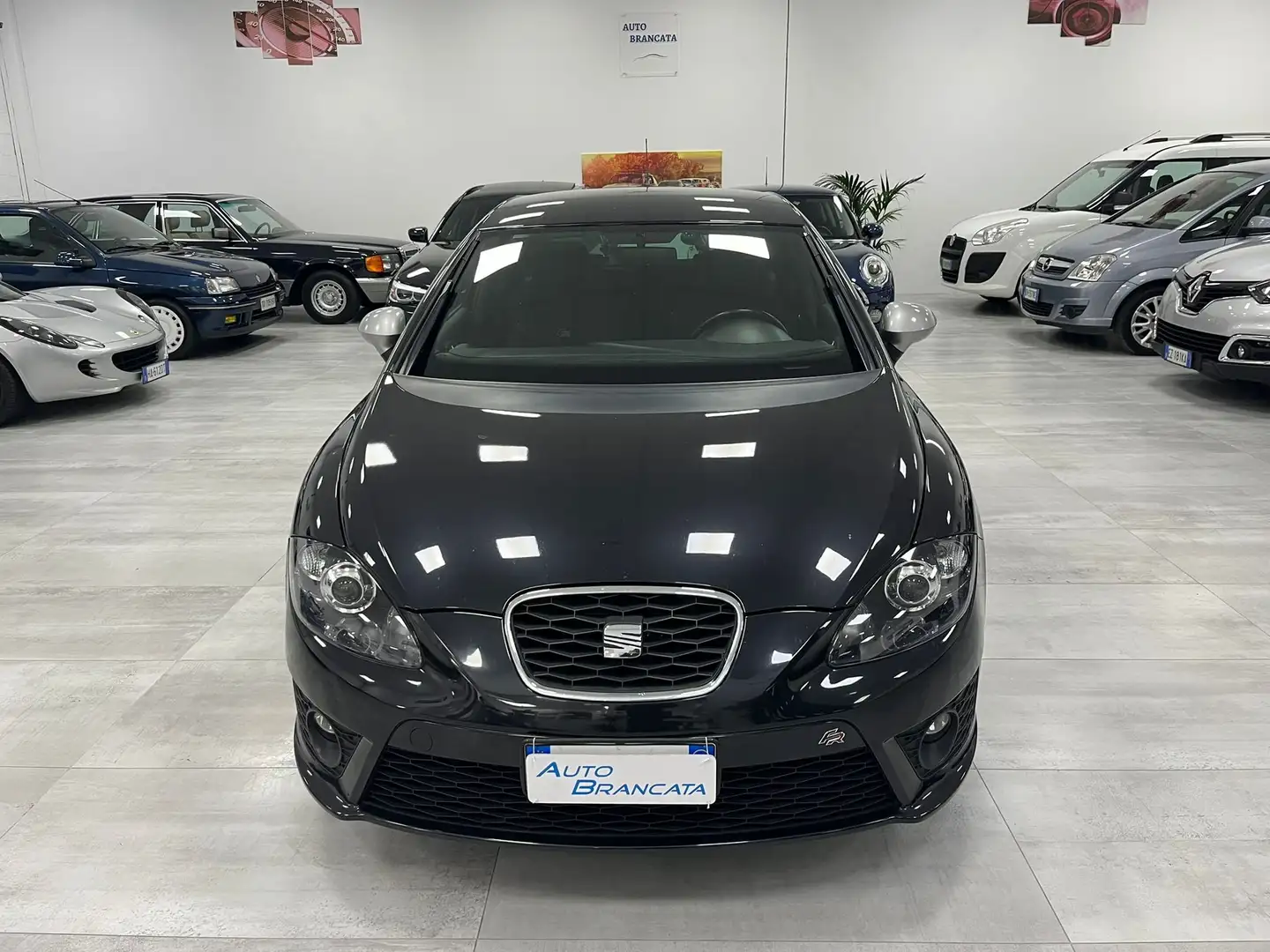 SEAT Leon 2.0 tdi FR dpf Schwarz - 2