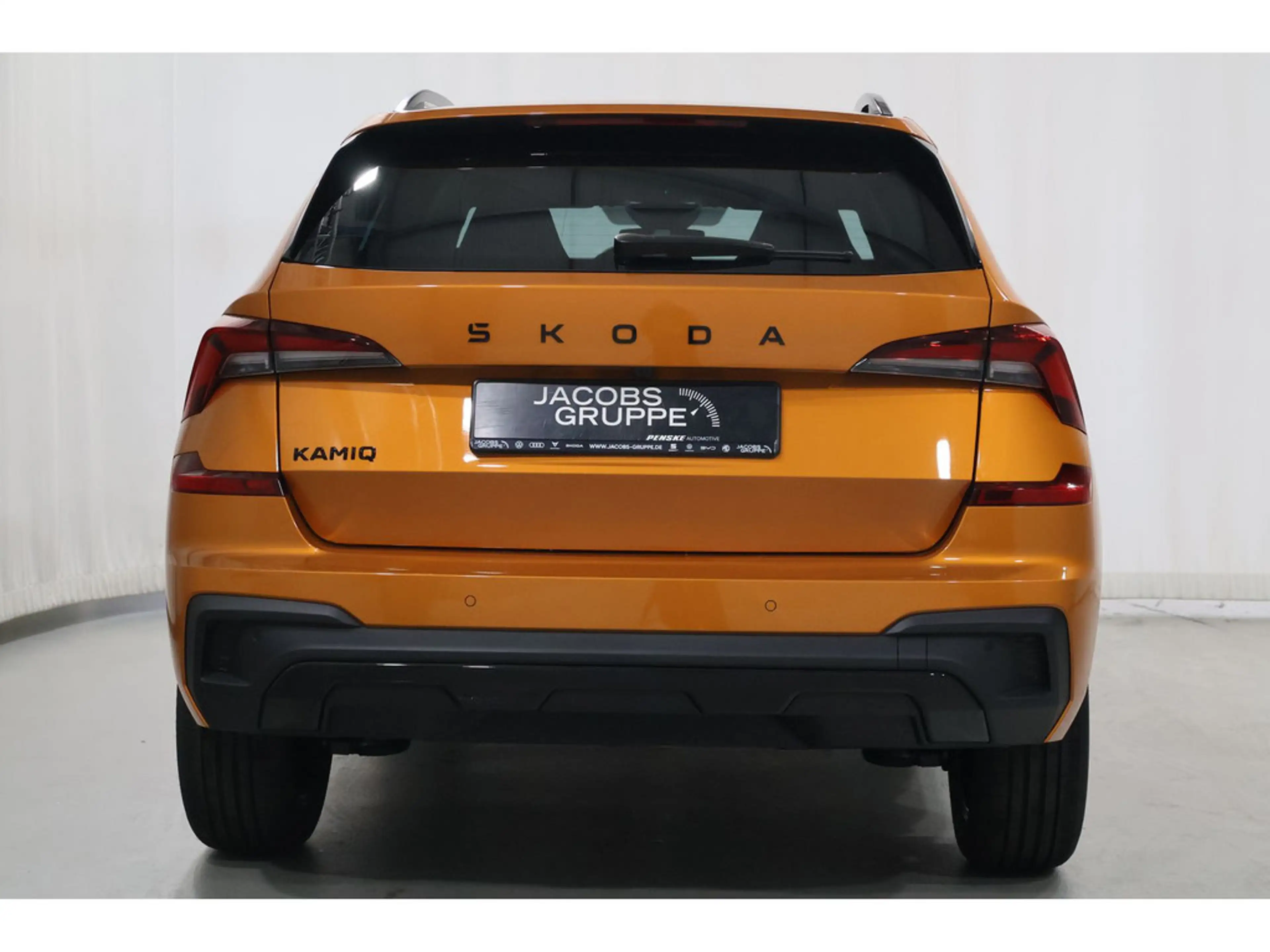 Skoda Kamiq 1.0 TSI Monte Carlo Pano,Cam,LED,SmartL — photo 4