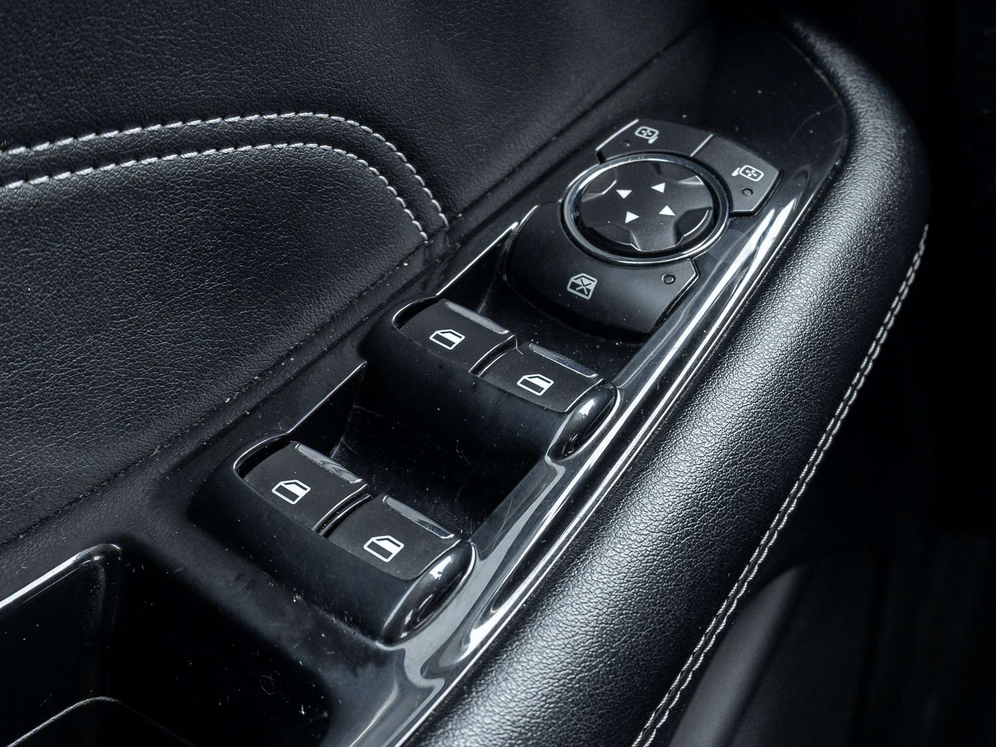 used 2020 Ford Edge car, priced at $17,295