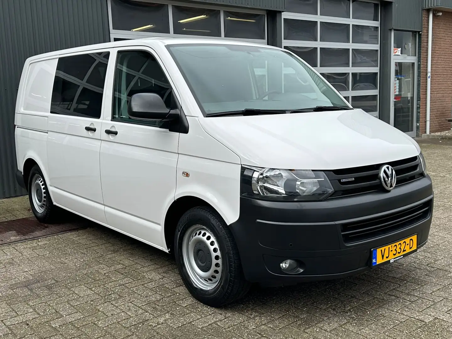 Volkswagen T5 Transporter 2.0 TDI L1H1 BlueMotion L1H1 Achterklep Kastinrich Wit - 1