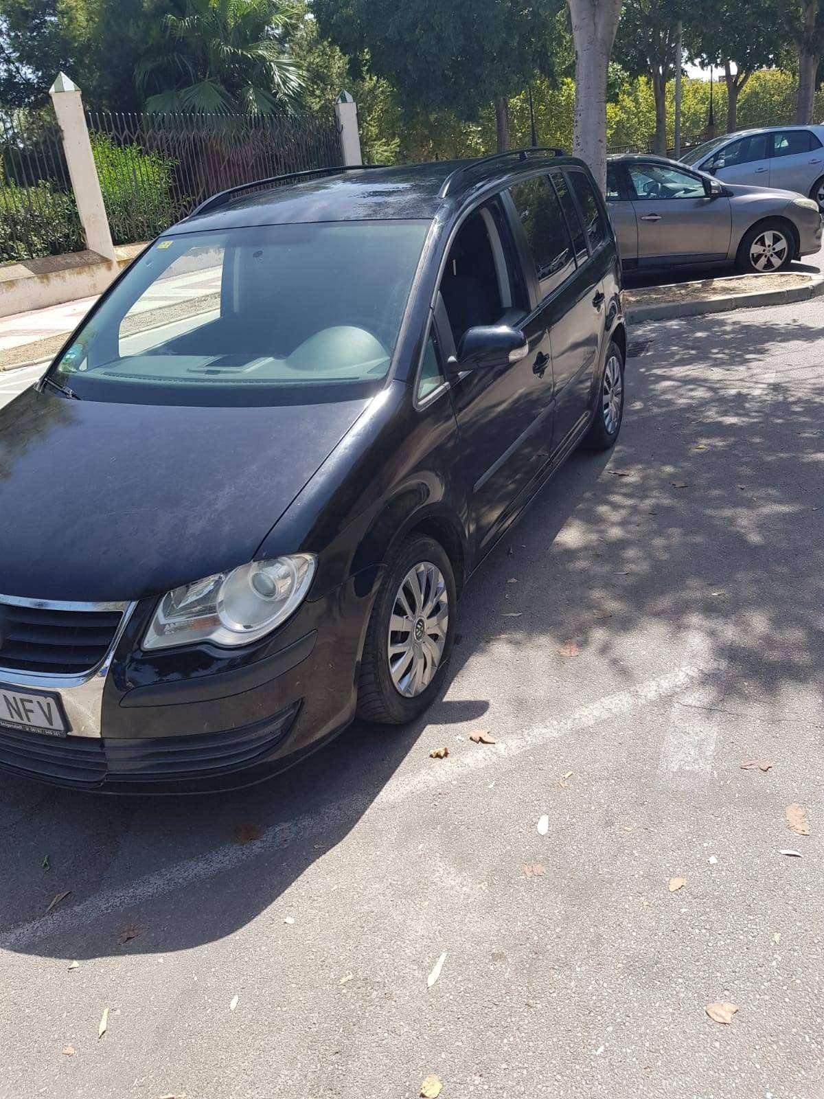 Volkswagen Touran Touran 2.0TDI Highline Highline - foto 1