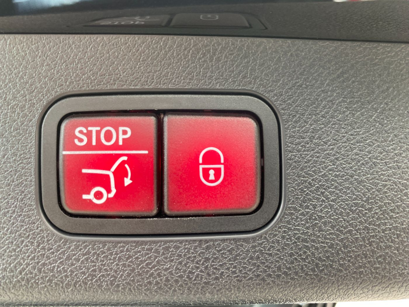 Mercedes-Benz E 450 4MATIC T-Modell Distr KeyGo Shz PTS Ambi — photo 12