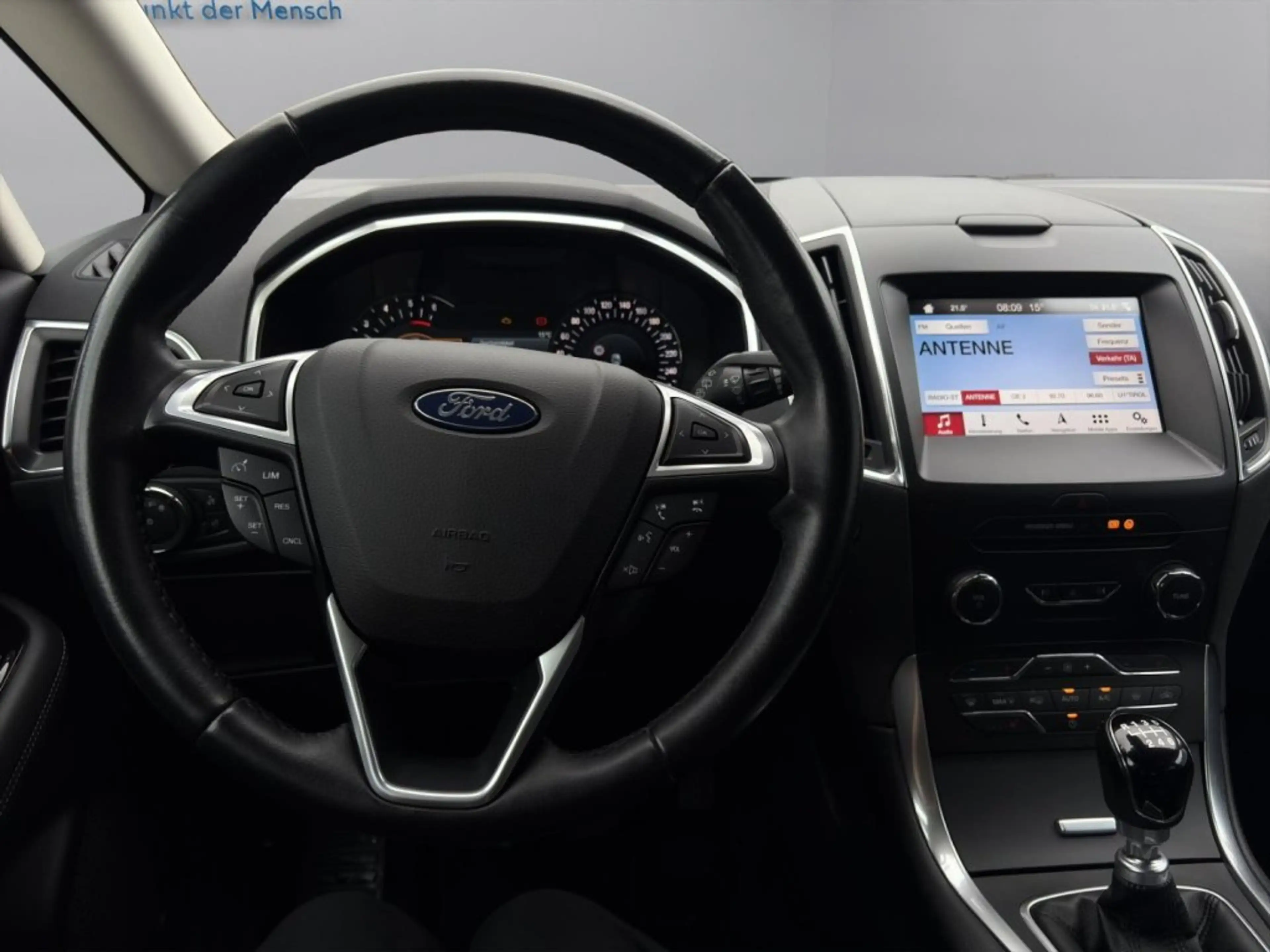 Ford S-Max Titanium 2.0 EcoBlue SCR — photo 14