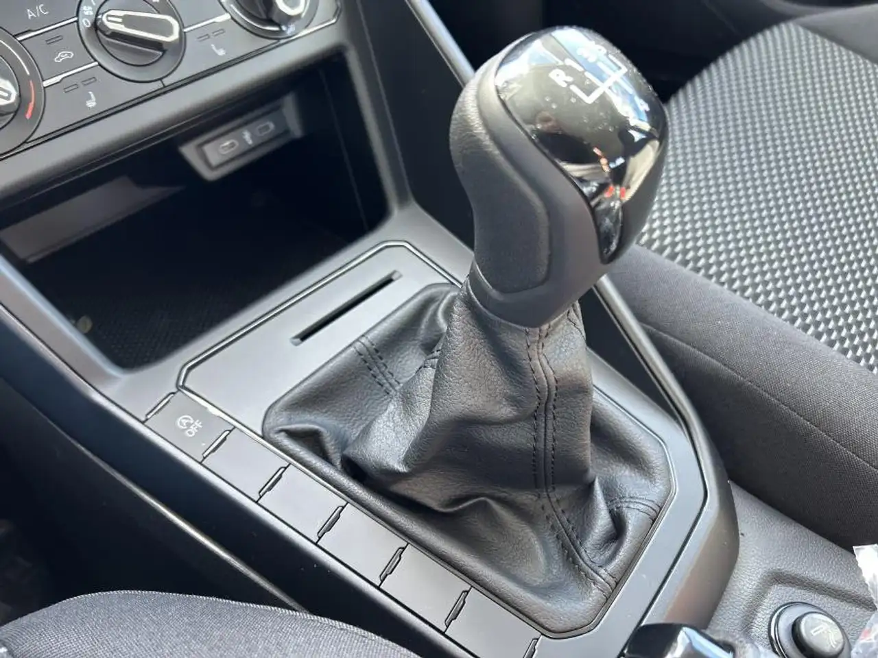 Volkswagen Polo 1.0 Evo 80cv PROMOZIONE KM0, миниатюра 13