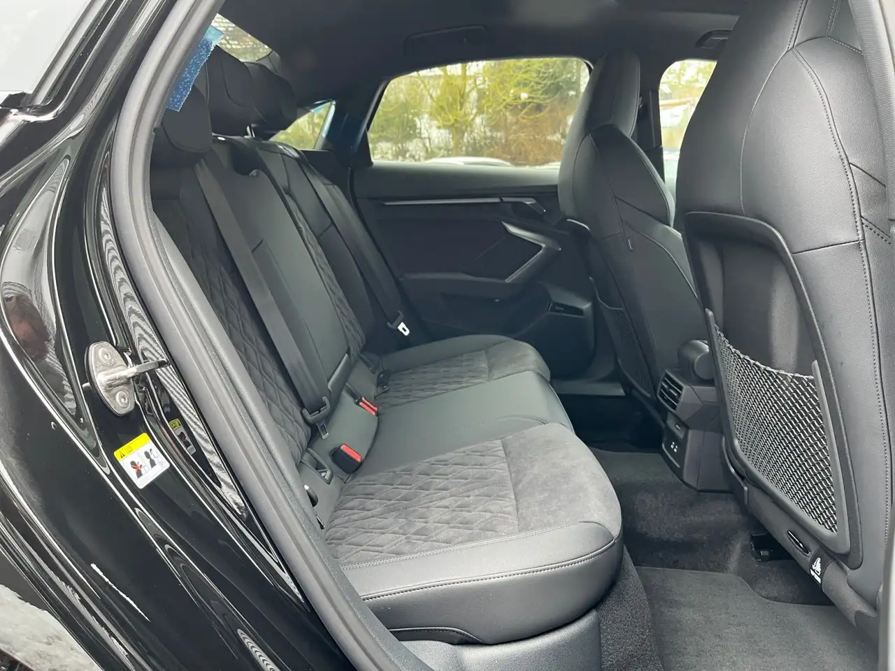 Audi RS3 TFSI quattro S-tronic/Vmax280,Pan 15