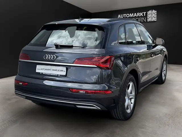 Audi Q5 view 7