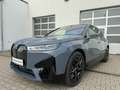 BMW iX M60 INTEGRAL-AKTIV/22M LM/AHK/CLEAR&BOLD/SONNEN Gris - thumbnail 1