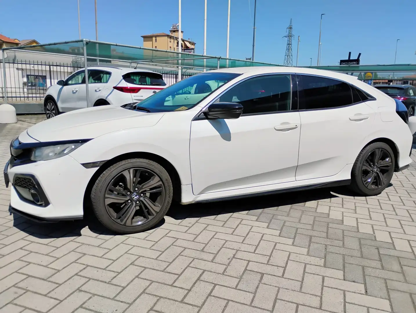 Honda Civic Civic X 2017 5p 5p 1.0 Elegance Navi 126cv my18 Weiß - 1