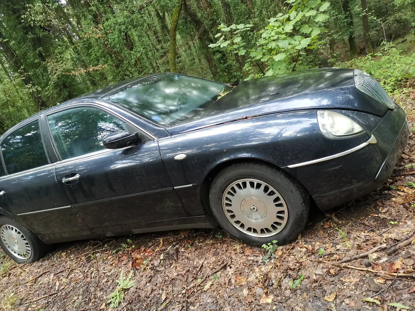 Lancia Thesis 2.4 jtd 20v Emblema 100 185cv auto - 1