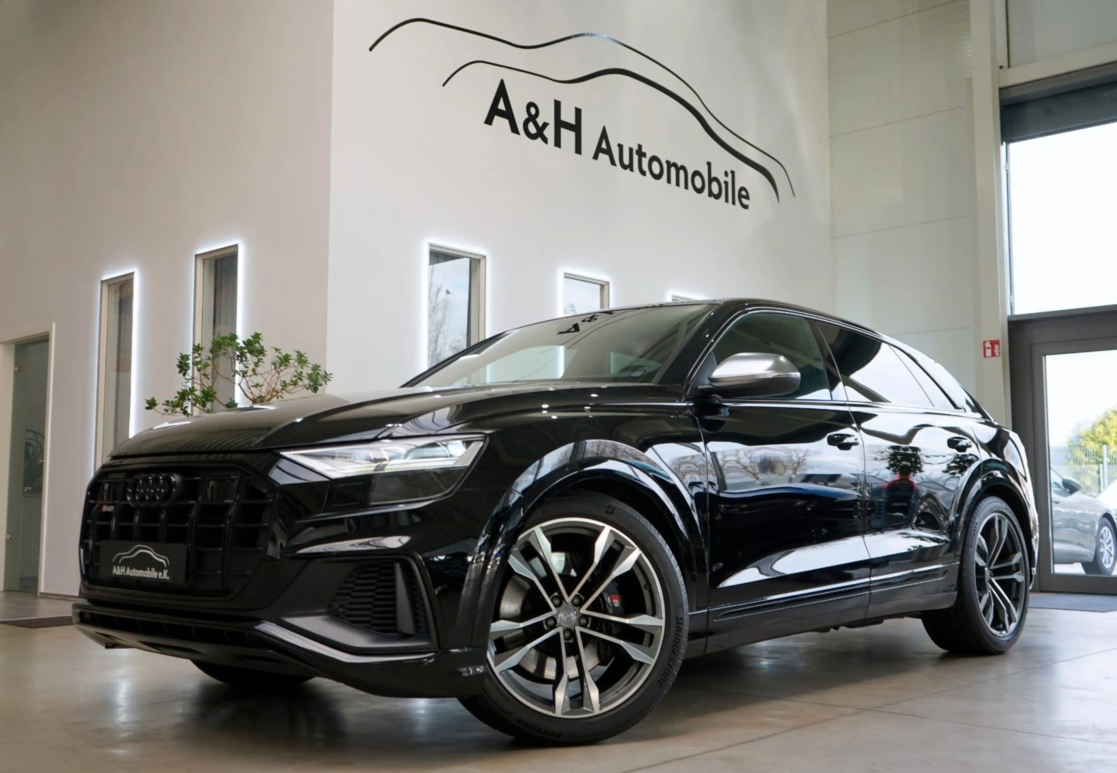 Audi SQ8 4.0 TDI quattro*PANO*KAM*LEDER*LED*B&O*LUFTF — photo 2
