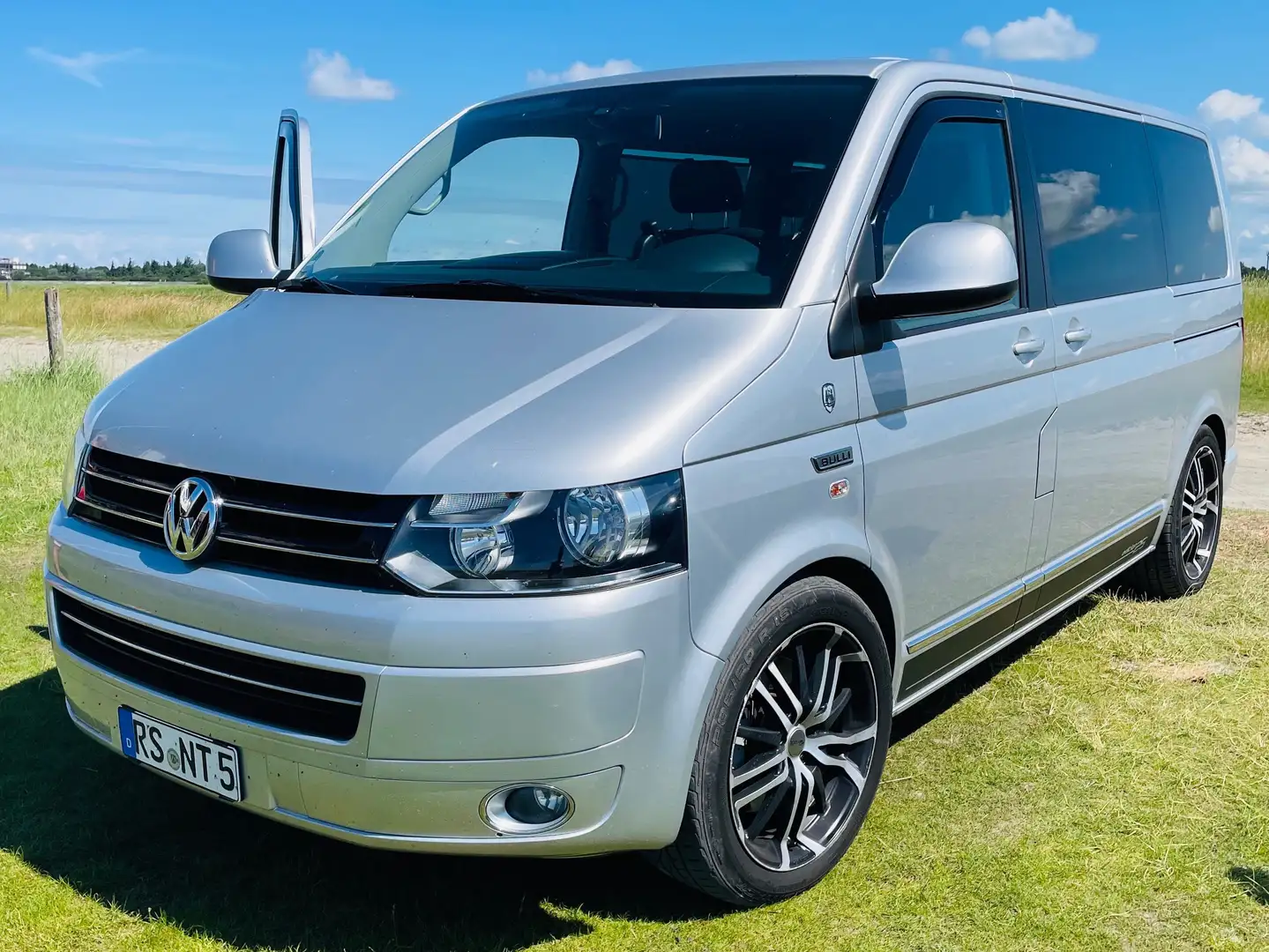 Volkswagen T5 Multivan Bull Edition25 DSG BMT Highline Argent - 2