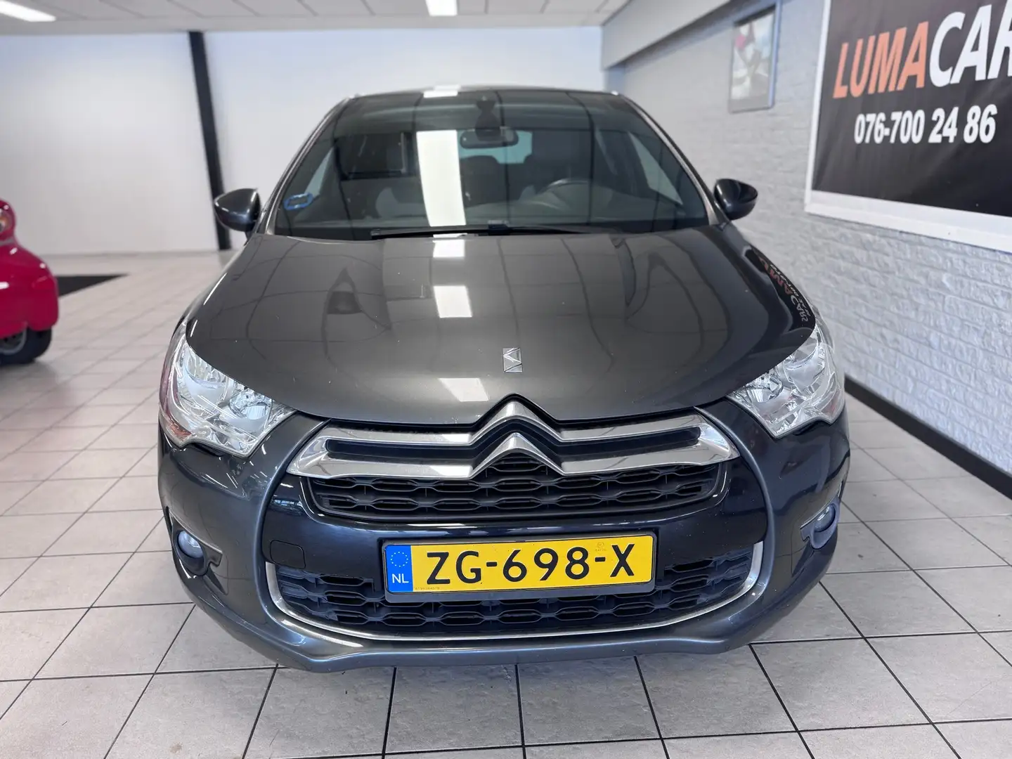 Citroen DS4 1.6 VTi So Chic| 5 deurs |Airco |Apk aanwezig Grau - 2