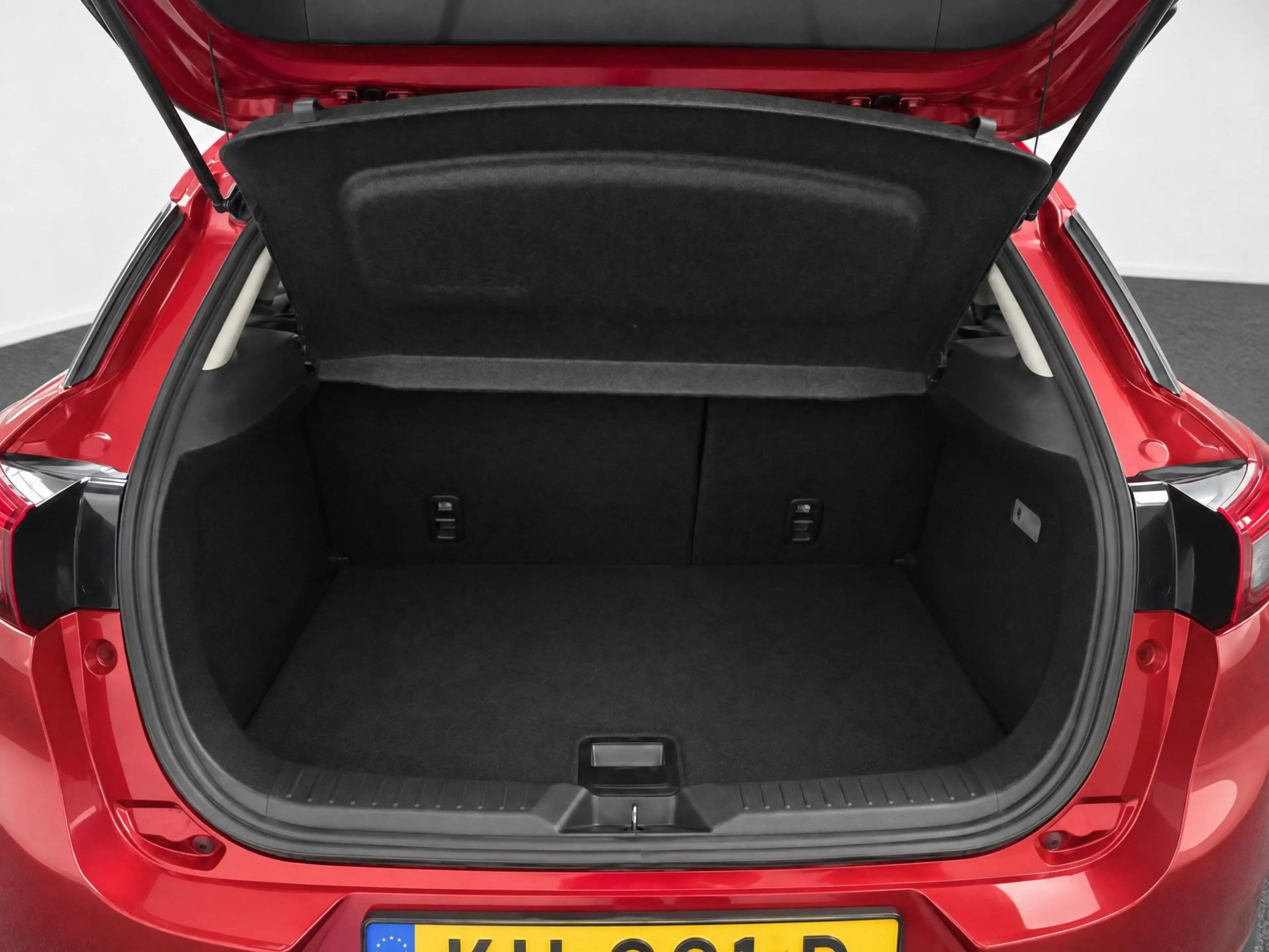 Mazda CX-3 2.0 SkyActiv-G 120 GT-M // LEDER // NAVI // TREKHA — photo 12