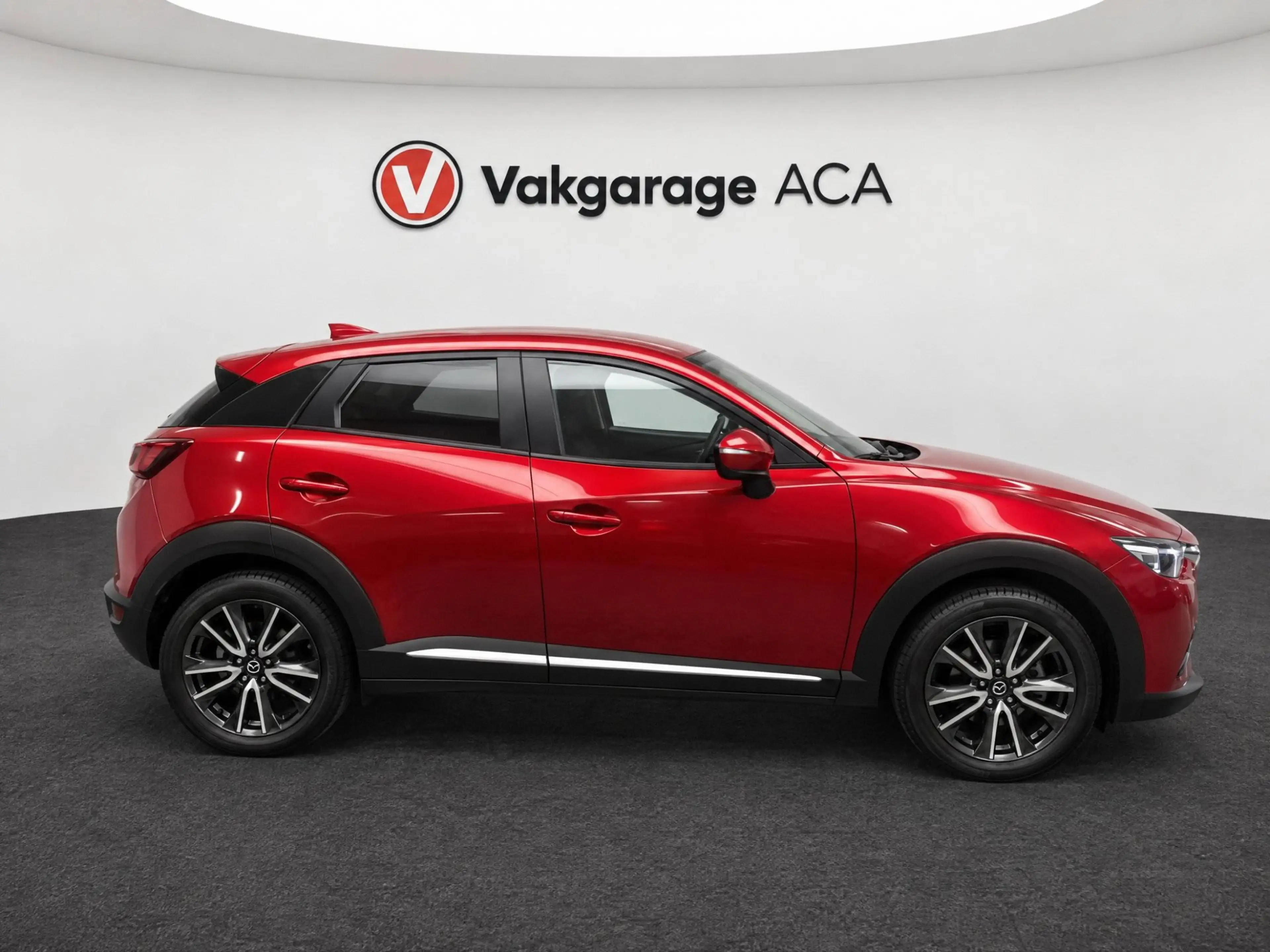 Mazda CX-3 2.0 SkyActiv-G 120 GT-M // LEDER // NAVI // TREKHA — photo 4