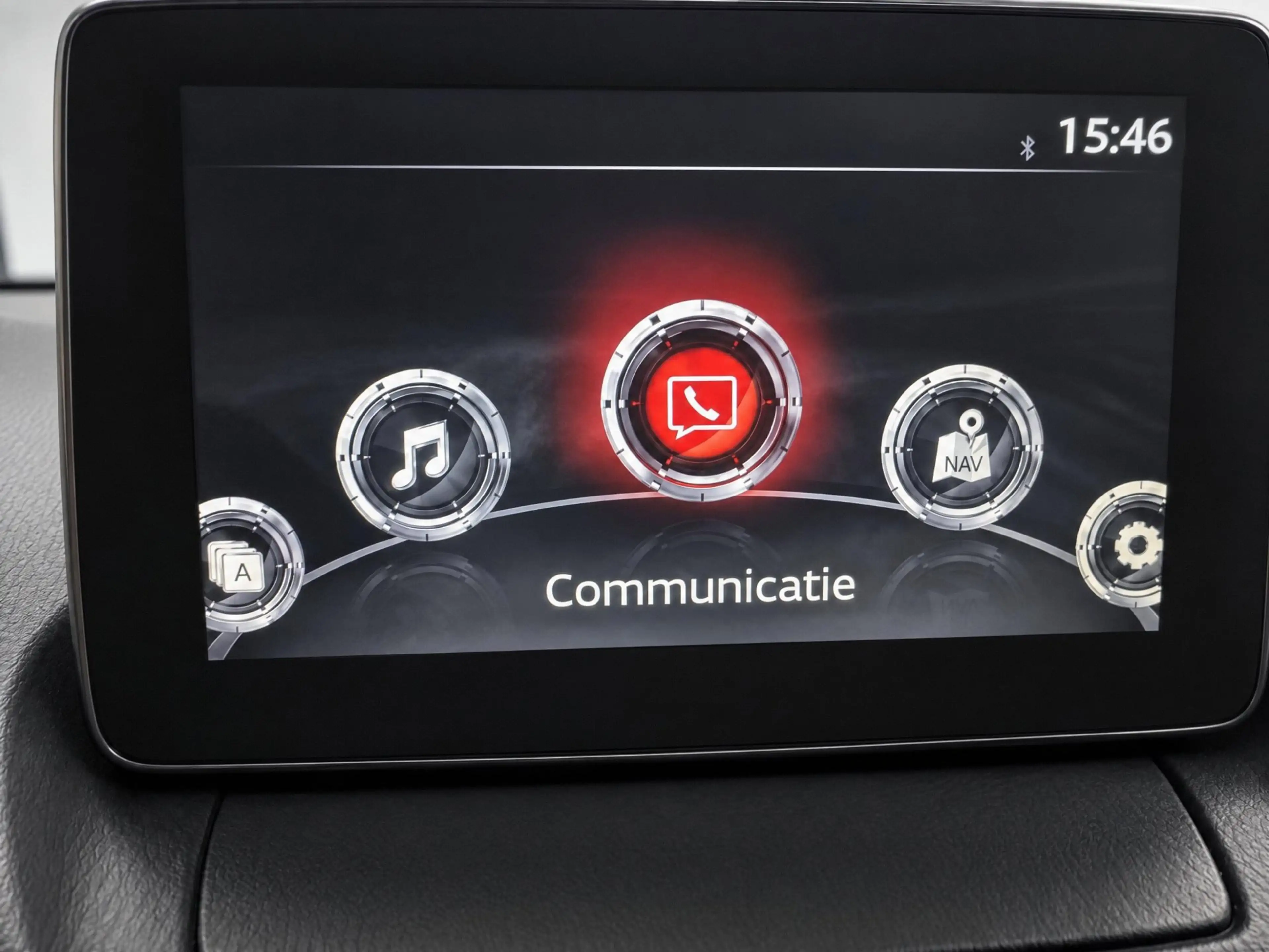 Mazda CX-3 2.0 SkyActiv-G 120 GT-M // LEDER // NAVI // TREKHA — photo 20