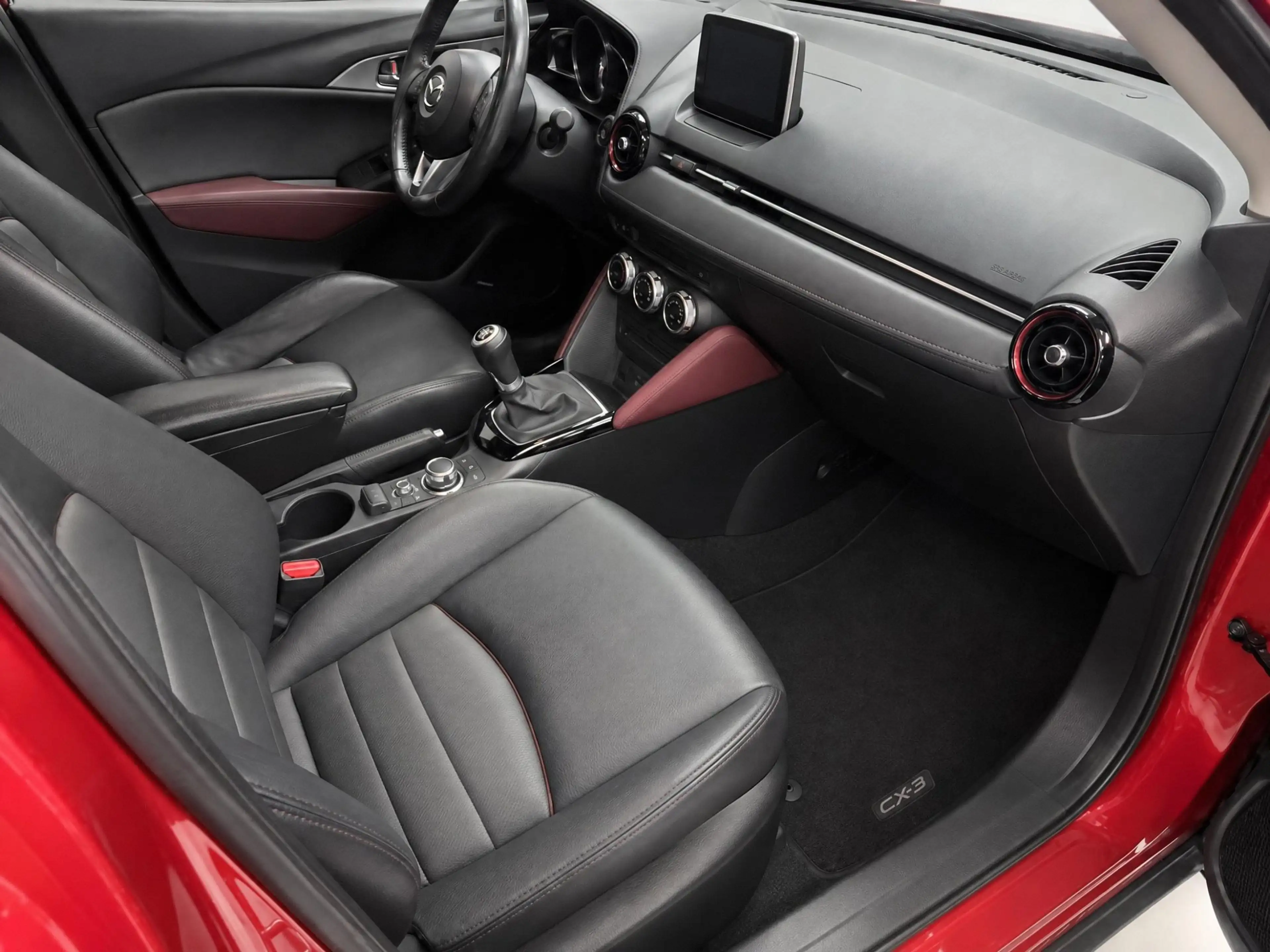 Mazda CX-3 2.0 SkyActiv-G 120 GT-M // LEDER // NAVI // TREKHA — photo 10
