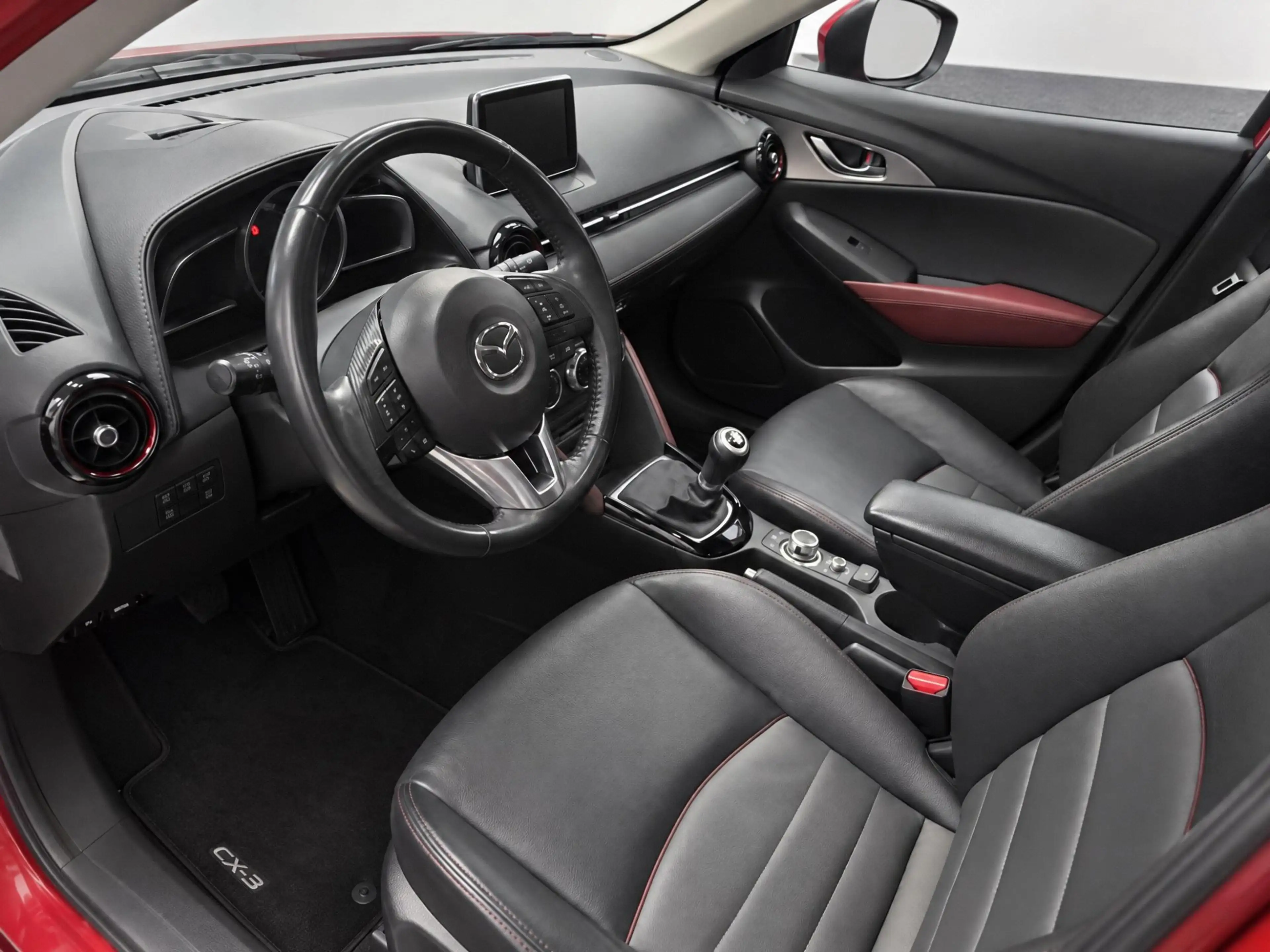Mazda CX-3 2.0 SkyActiv-G 120 GT-M // LEDER // NAVI // TREKHA — photo 7
