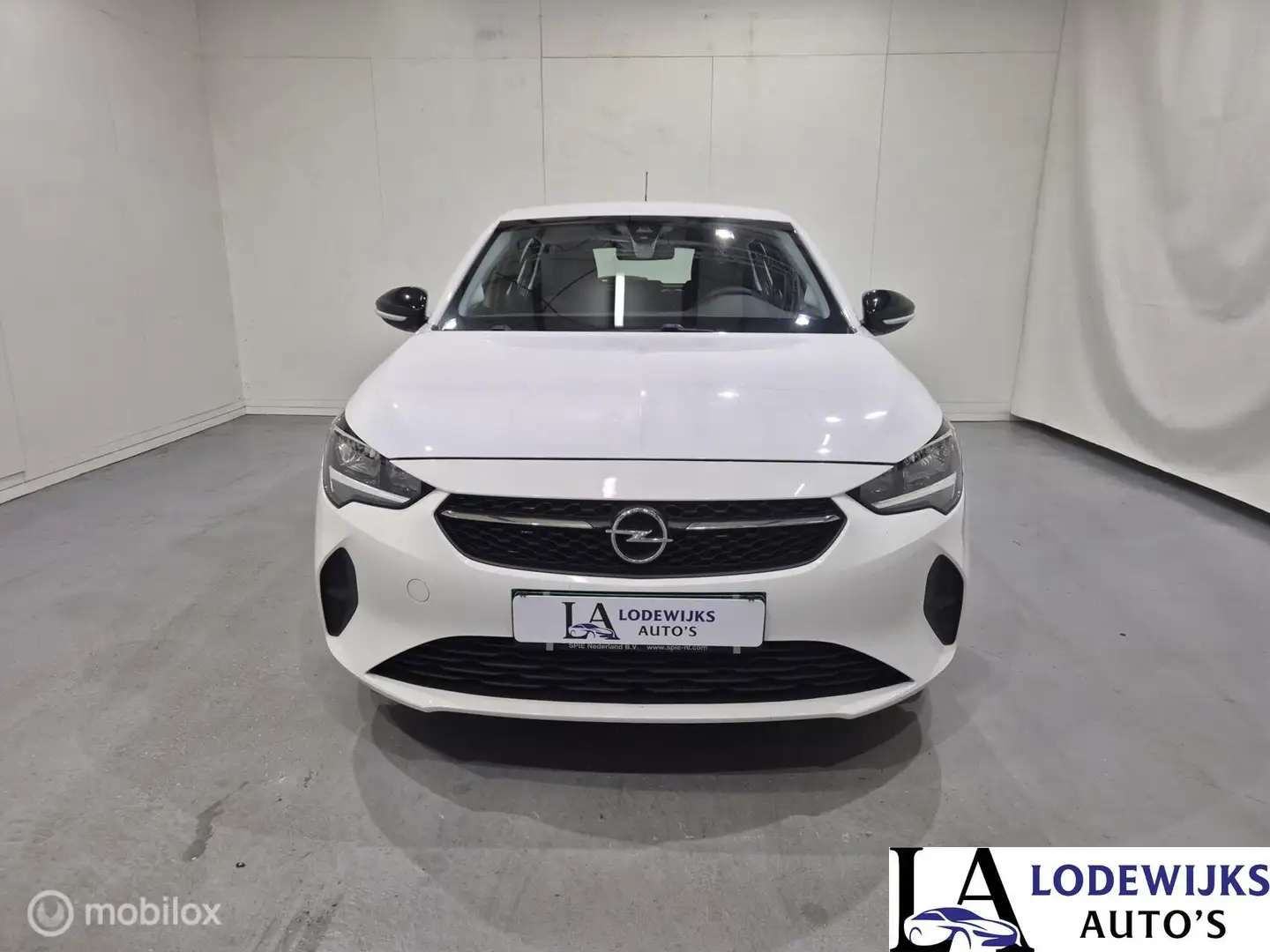 Opel Corsa 1.2 Edition Wit - 2