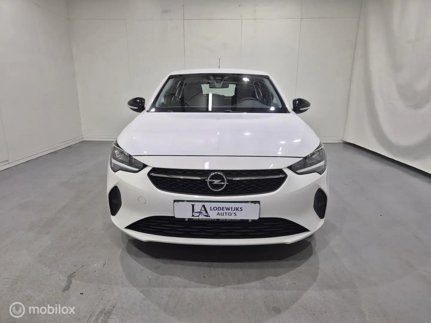 Opel Corsa 1.2 Edition Wit - 2