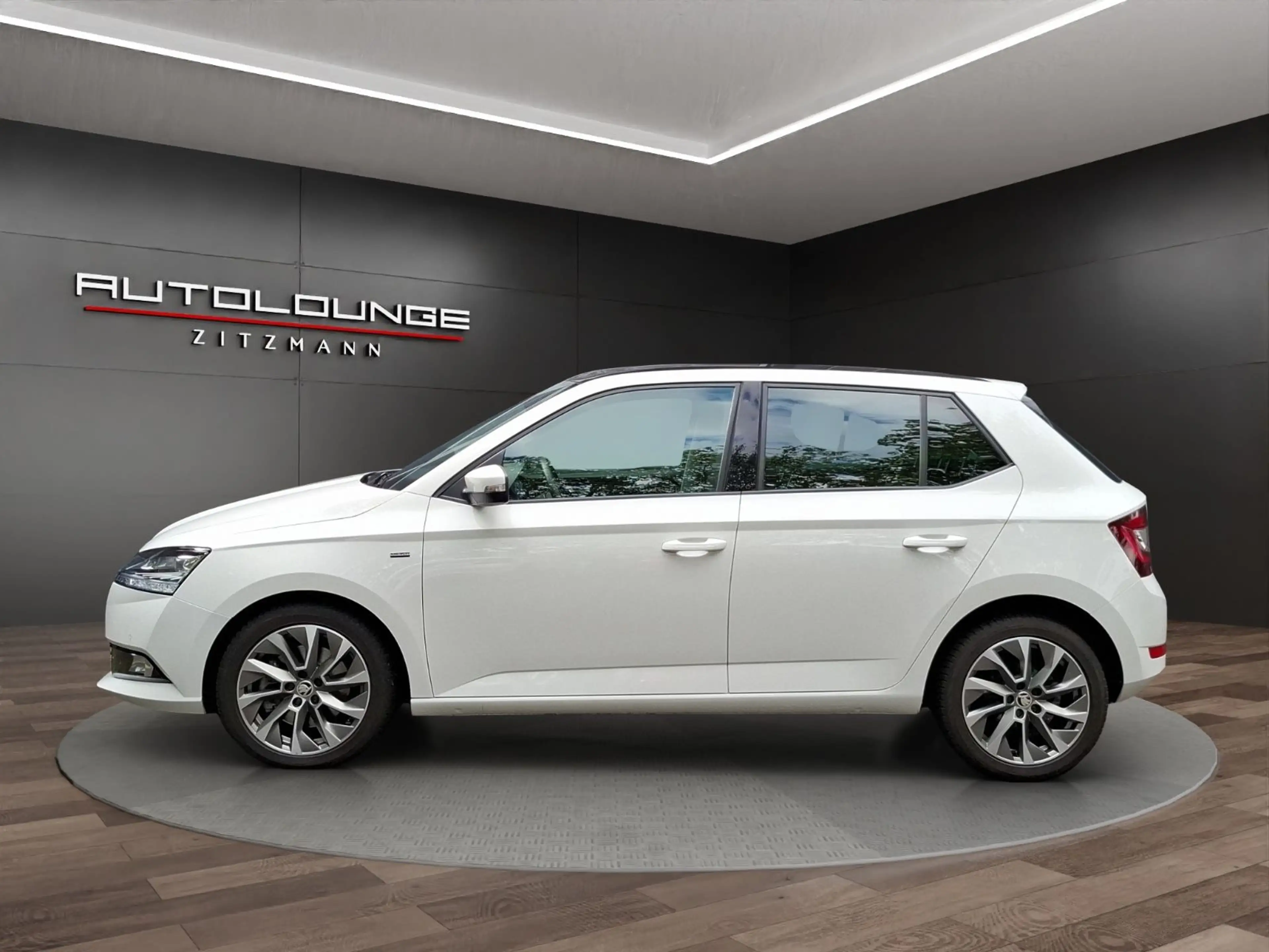 Skoda Fabia Clever Best of Pano LED PDC ACC — photo 2