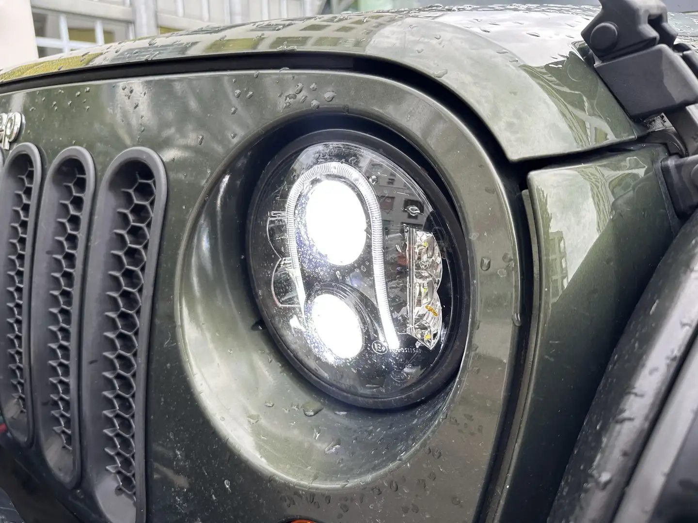 Jeep Wrangler Unlimited Hard-Top 3.8 Sport - 2