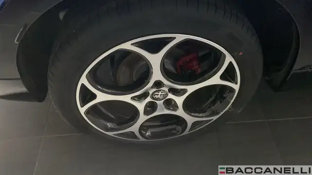 Alfa Romeo Tonale view 9