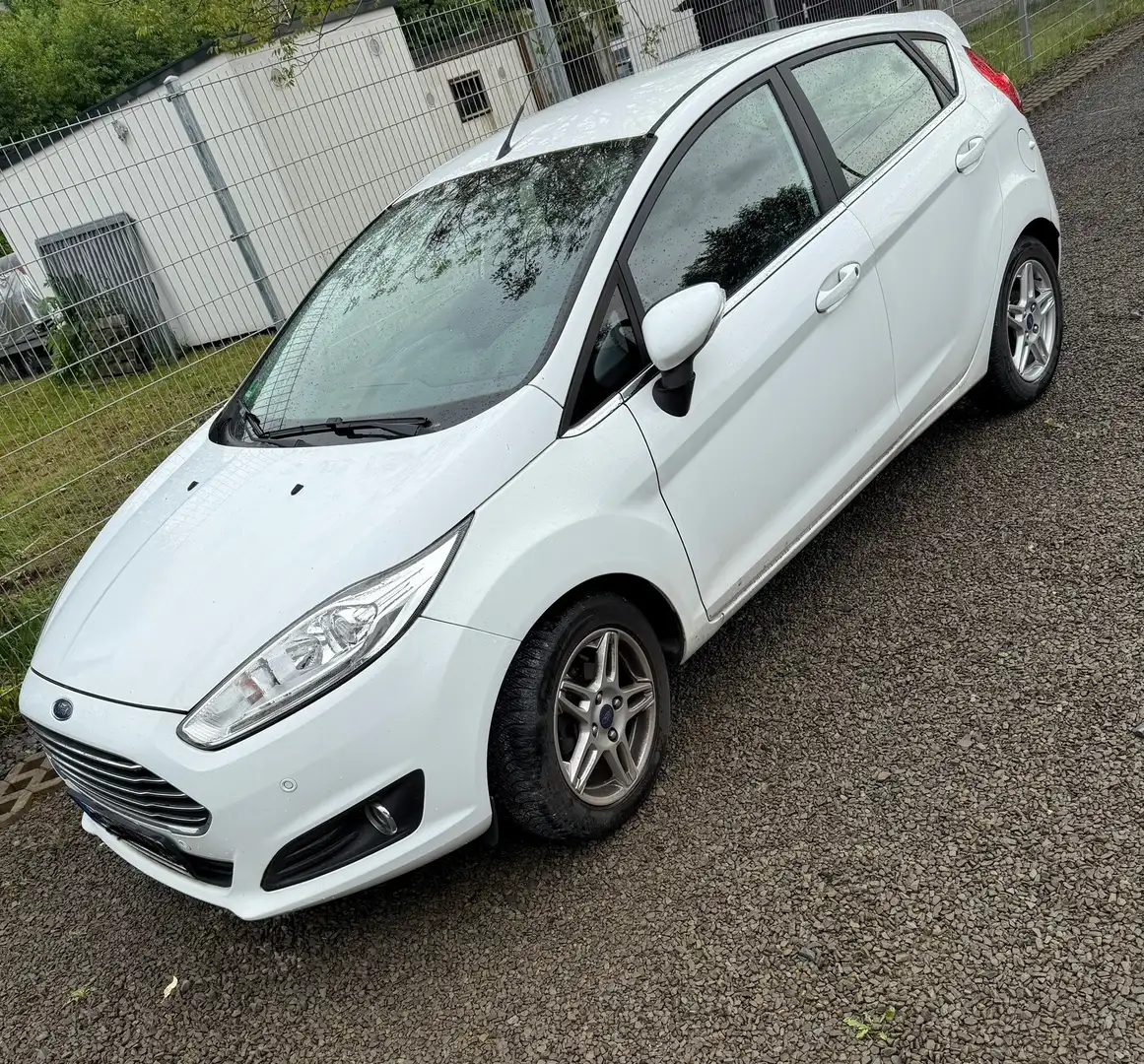 Ford Fiesta 1.0 EcoBoost Titanium - 1