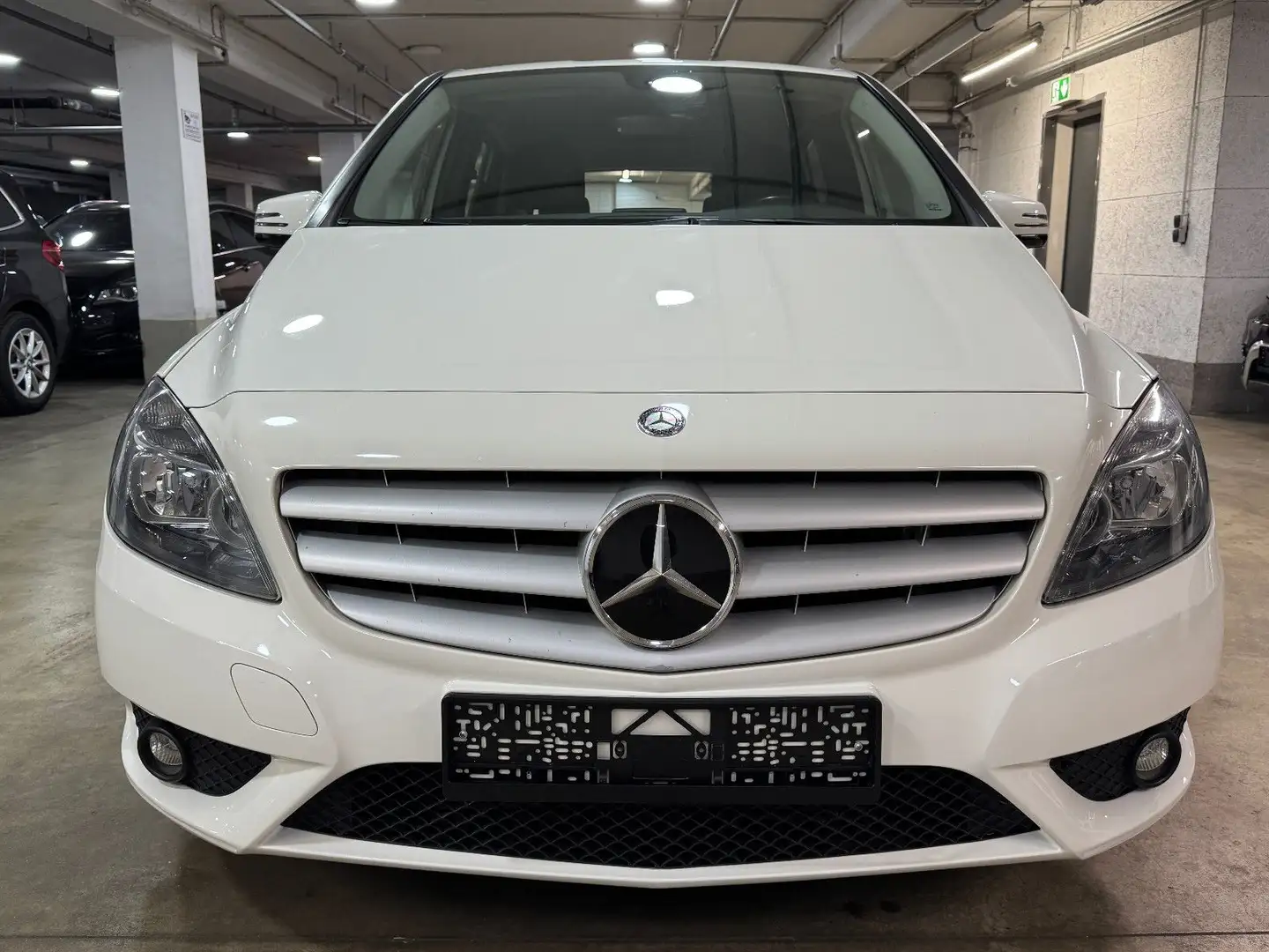 Mercedes-Benz B 180 CDI Automatik~Klima~Navi~Rückfahrkamera Weiß - 2