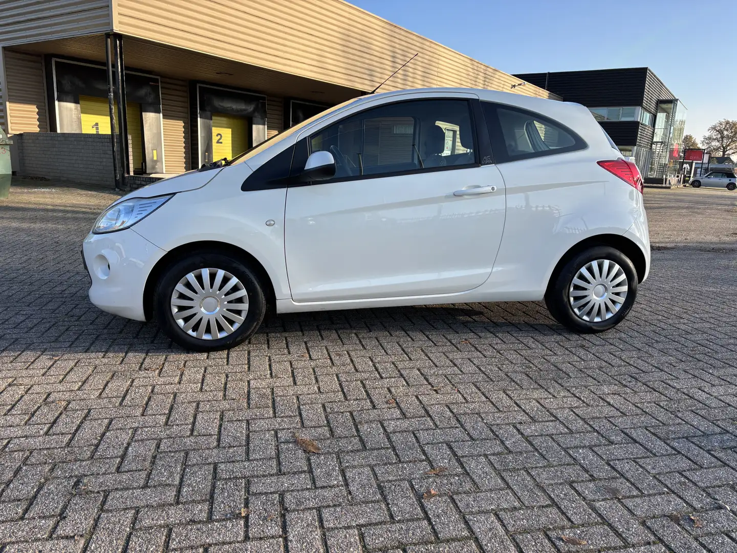 Ford Ka/Ka+ 1.2 Cool & Sound start/stop [ airco,audio ] Weiß - 2