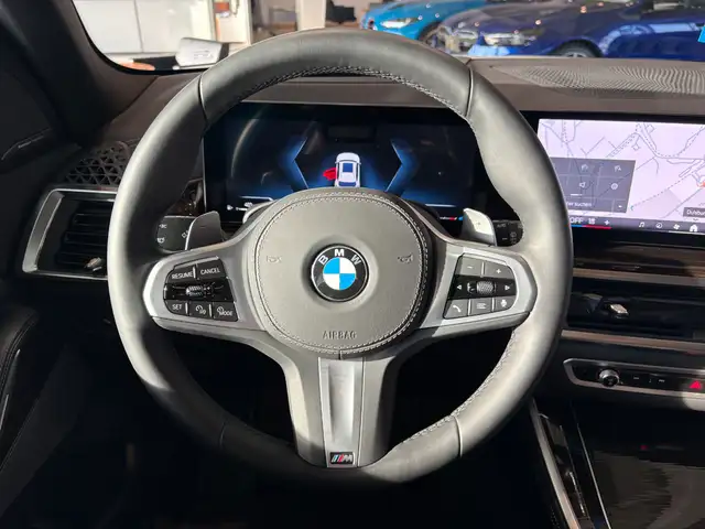 BMW X5 view 16