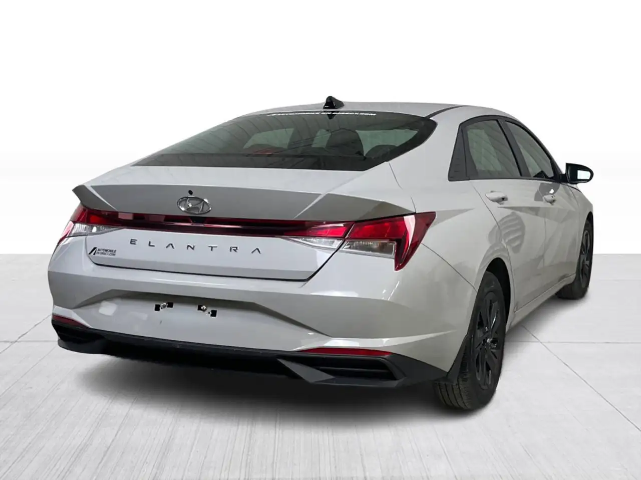 Hyundai ELANTRA снимка Hyundai ELANTRA