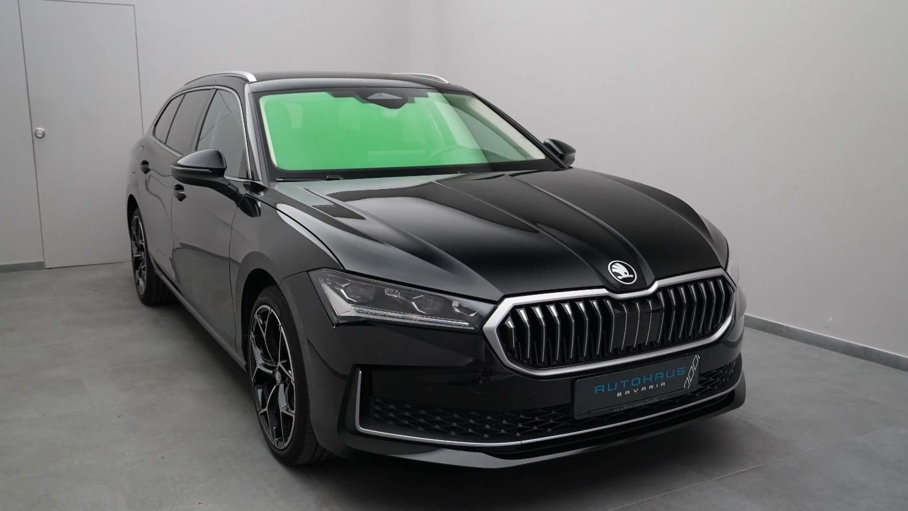 Skoda Superb Combi 1.5 TSI mHEV 110 kW Selection — photo 4
