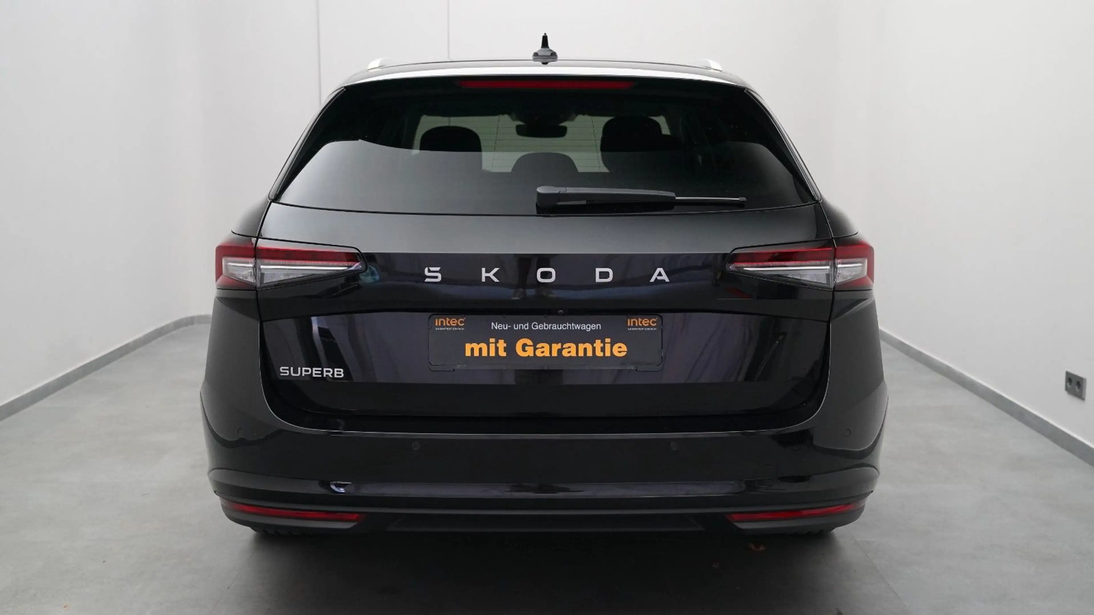 Skoda Superb Combi 1.5 TSI mHEV 110 kW Selection — photo 6