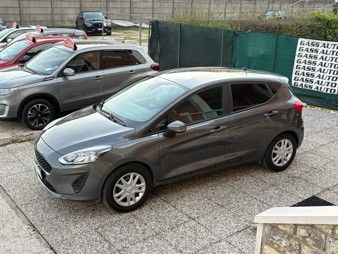 Ford Fiesta 5p 1.1 Titanium Gpl s&s 75cv my20.25 Grau - 2
