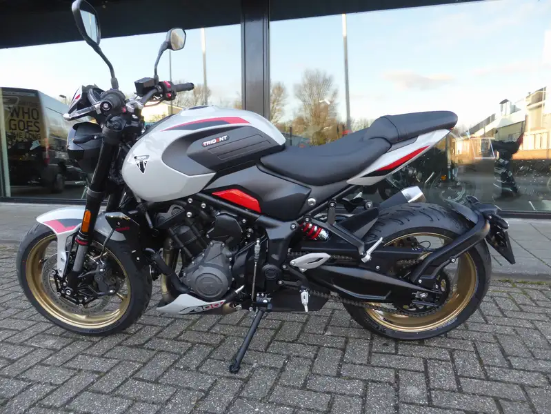 Triumph Trident 800 ABS/TC - foto 8