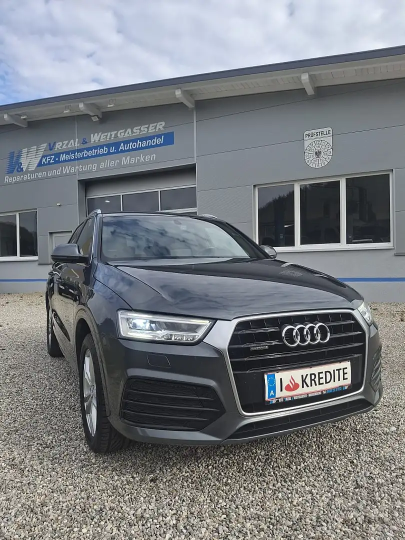 Audi Q3 2,0 TDI Sport quattro S-tronic 3x S-LINE /AHK/LED Grau - 1