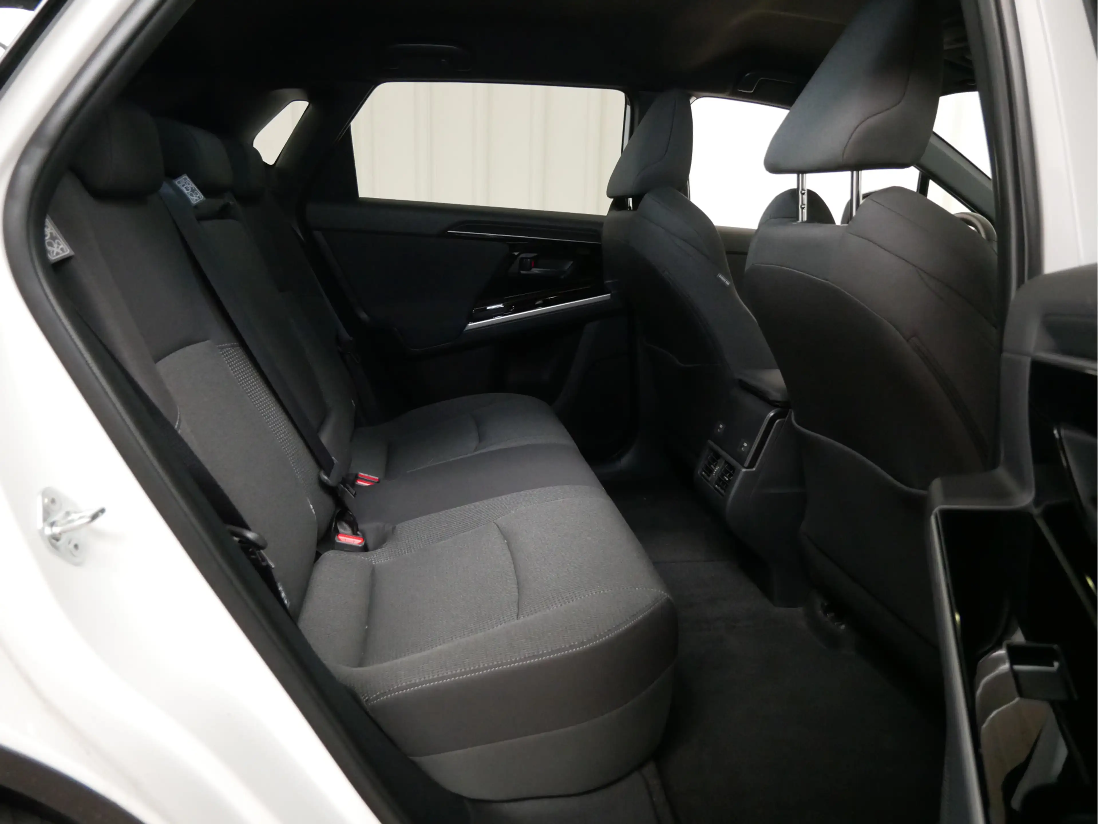 Subaru Solterra 71 kWh — photo 7