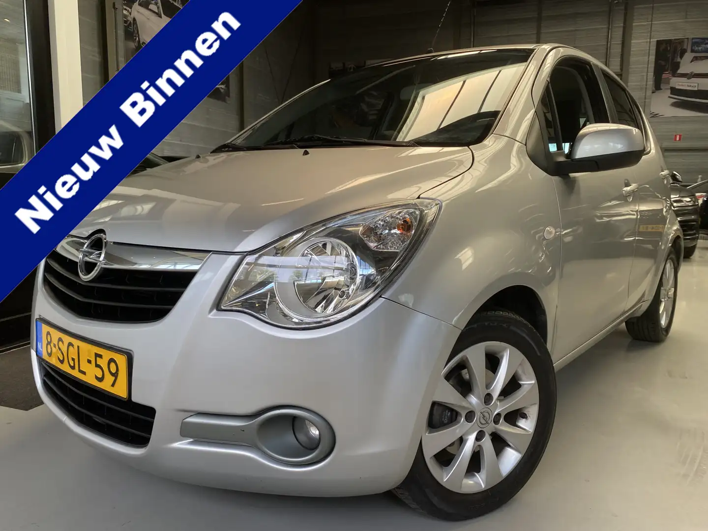 Opel Agila 1.0 Edition Airco, 5drs, Lichtmetaal Grijs - 1